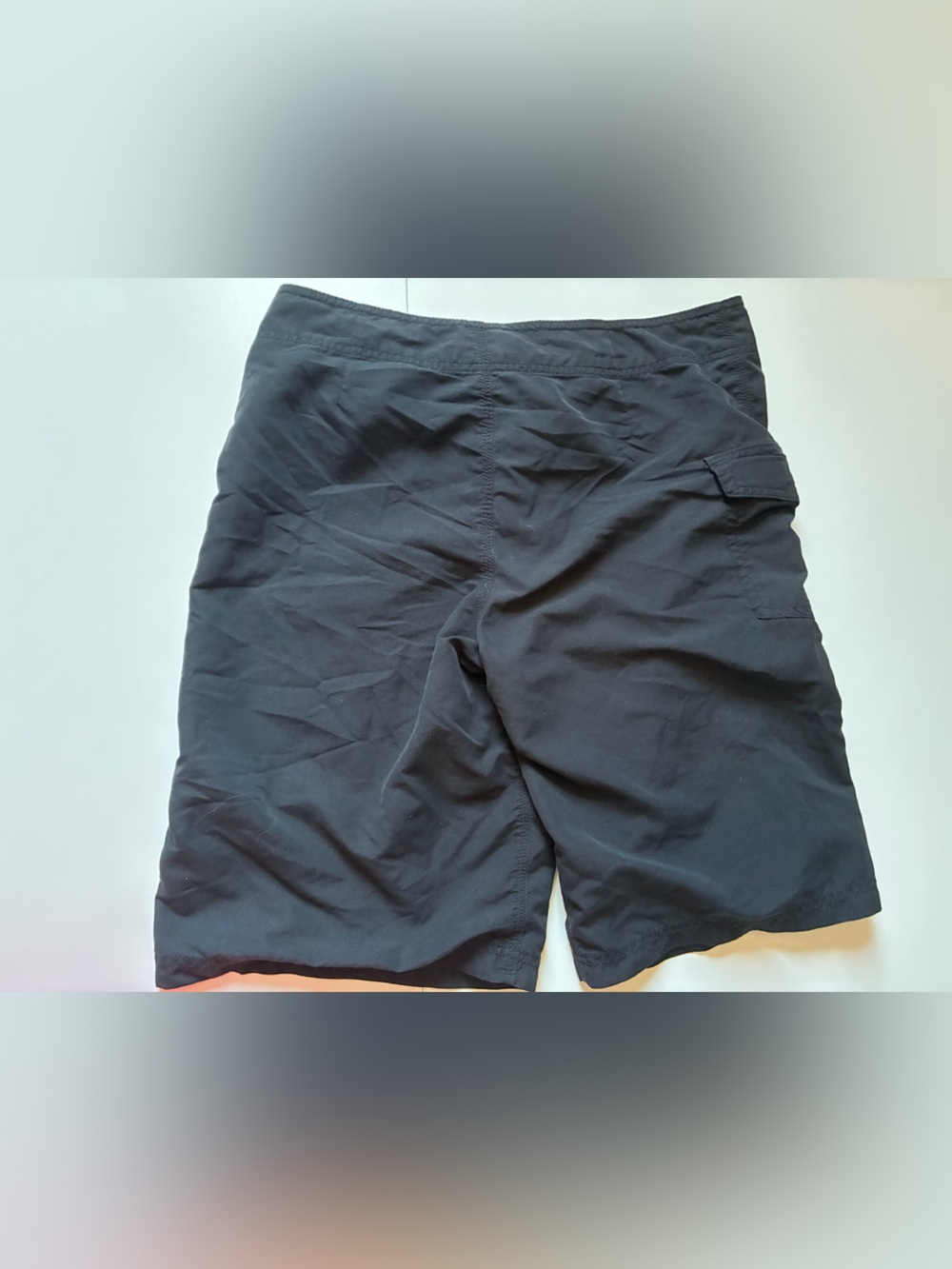 Y2K Men's Black Oakley Drawstring Cargo Swim Shorts - Size 30 - Picture 5 of 6